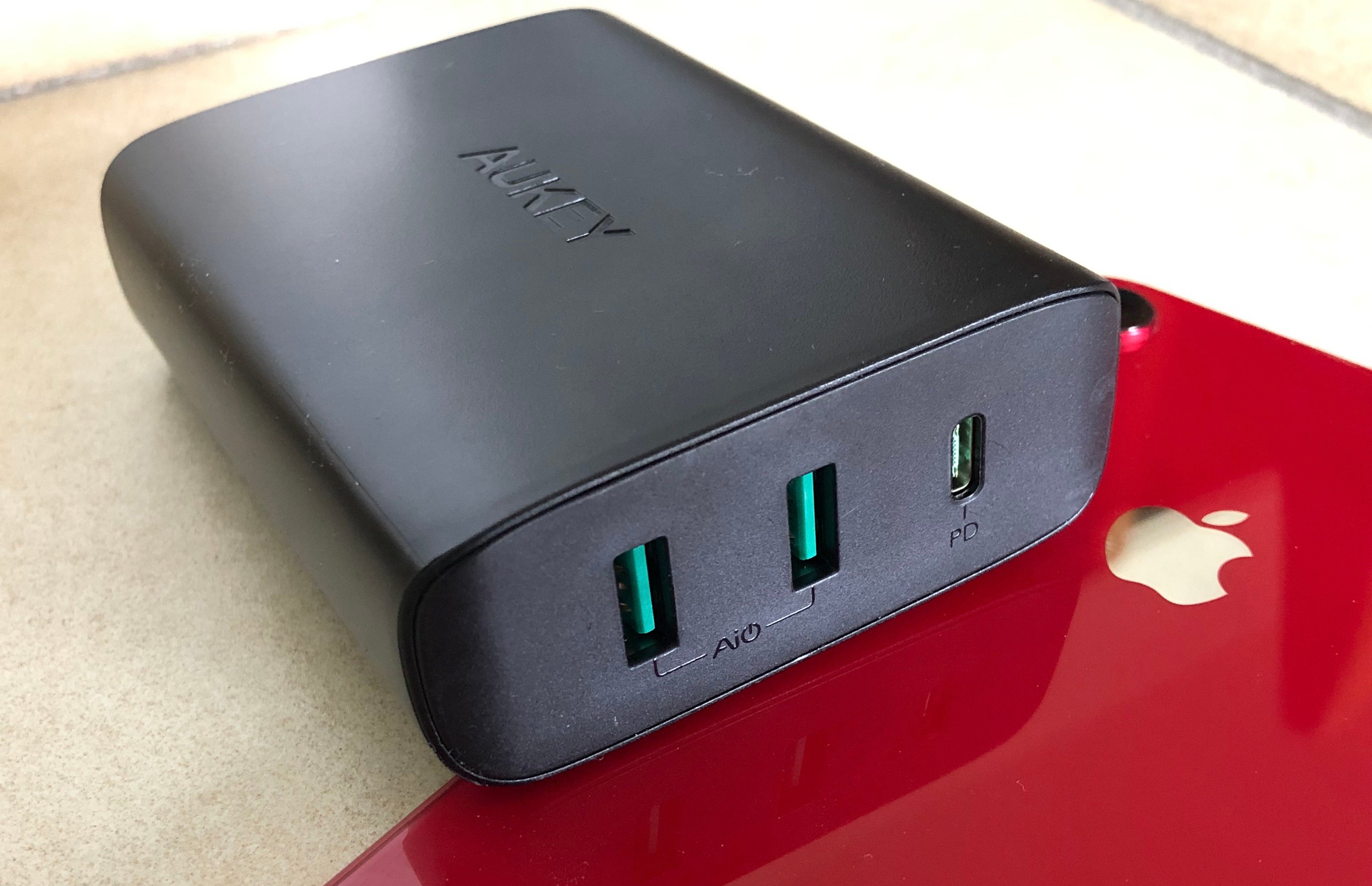 Enceinte Bluetooth Mini Lumineuse Portable USB Pas Cher (3W,5V