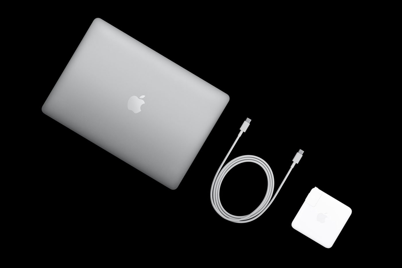MacBook Pro 13 M2 (2022) : fiche technique détaillée, prix et avis