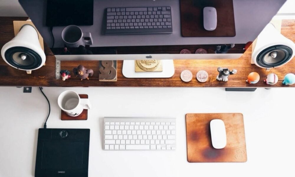 Bureau Mac clavier souris