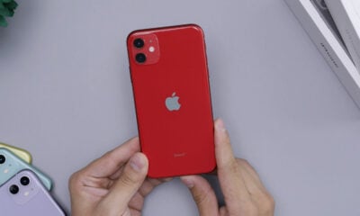 Apple iPhone rouge sida