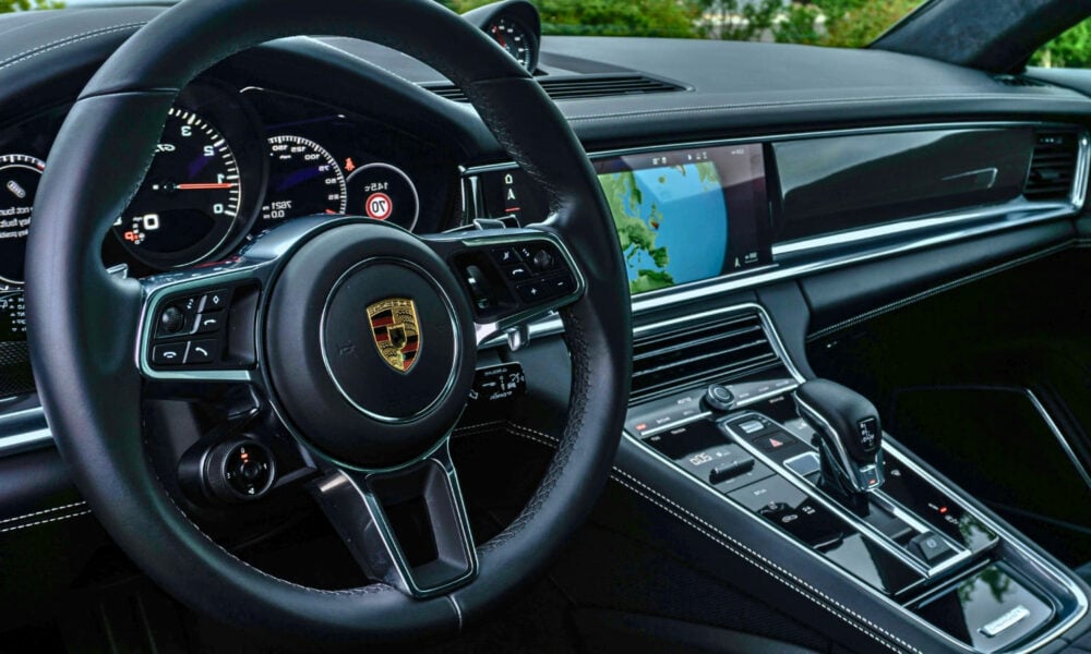 Porsche carplay (1)