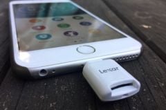 Test de l'adaptateur Lightning vers lecteur de carte SD pour iPhone et iPad